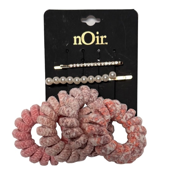 Nordstrom Hair Accessories Bundle Scrunchies And Hair Ties - Picture 2 of 5